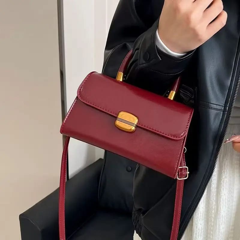 Sac à Main Cuir Rouge - AYA | La Maison du Sac